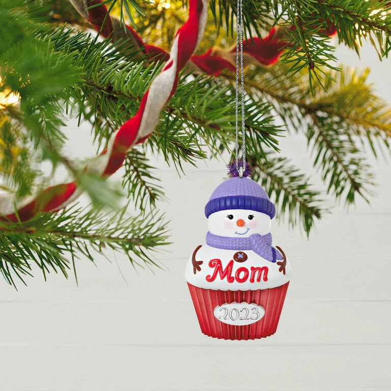 Mom Cupcake 2023 Ornament Hallmark Mom Cupcake 2023 Ornament -Hallmark Shop Mom Snowman Cupcake 2023 Keepsake Ornament 1399QGO2529 02