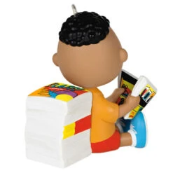 Hallmark The Peanuts® Gang Franklin Ornament 5 Hallmark The Peanuts® Gang Franklin Ornament -Hallmark Shop Peanuts Franklin Reading Comics Keepsake Ornament 1899QXE3289 06